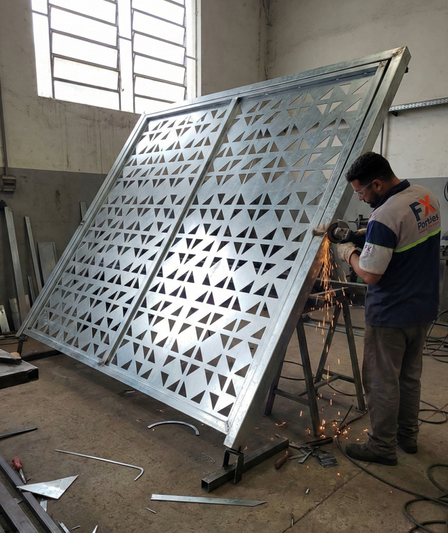 Fabricação de Portão Sob Medida em Santo André - (11) 97402-8348